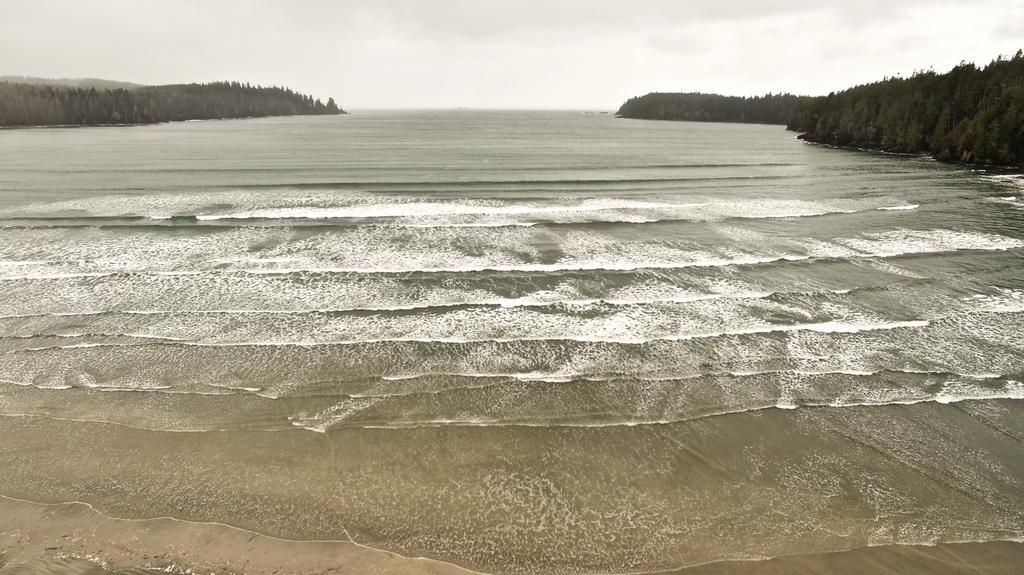 The Bamfield Motel Salmon Beach Екстериор снимка